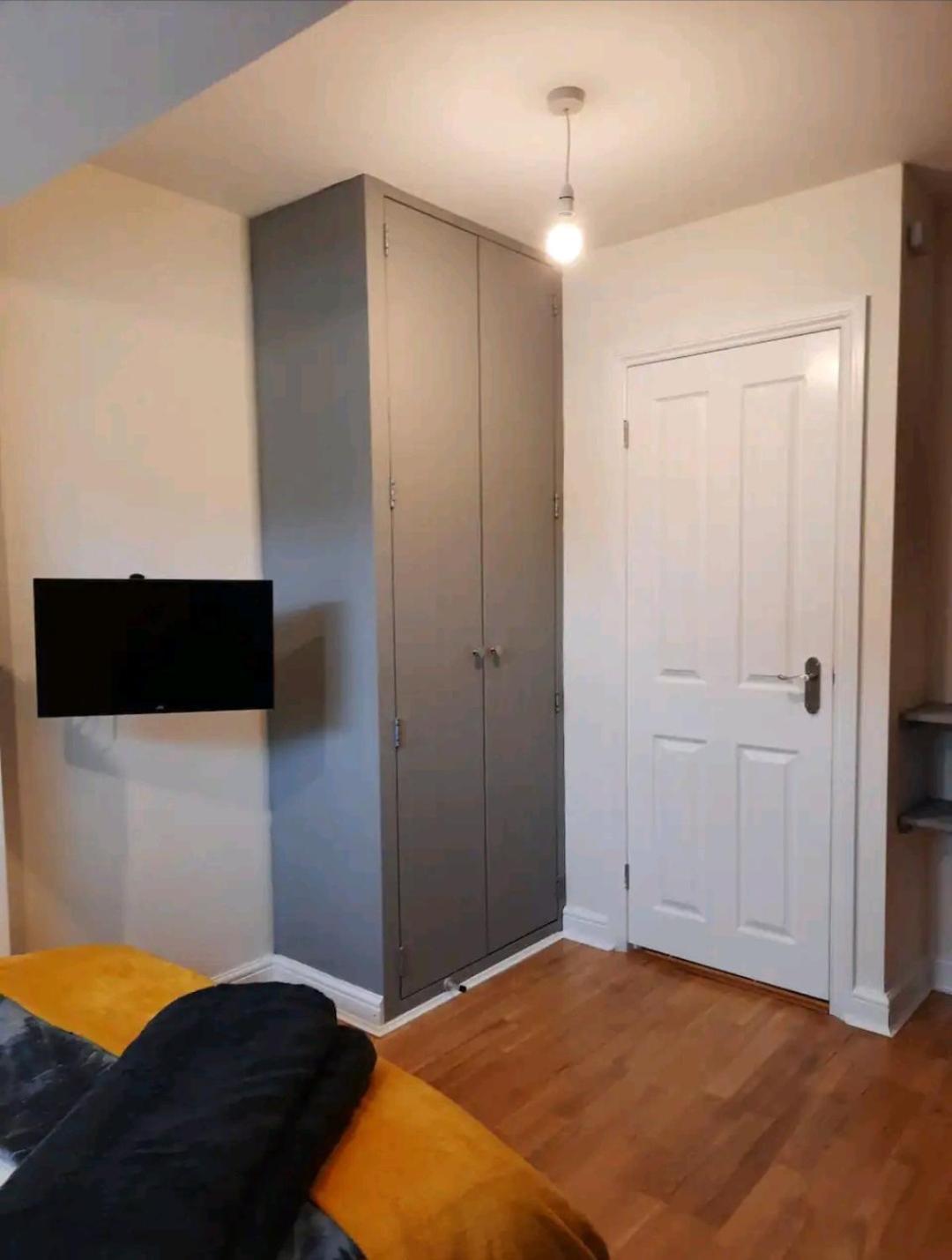 Double Room With Ensuite Close To Silverstone Whittlebury ภายนอก รูปภาพ